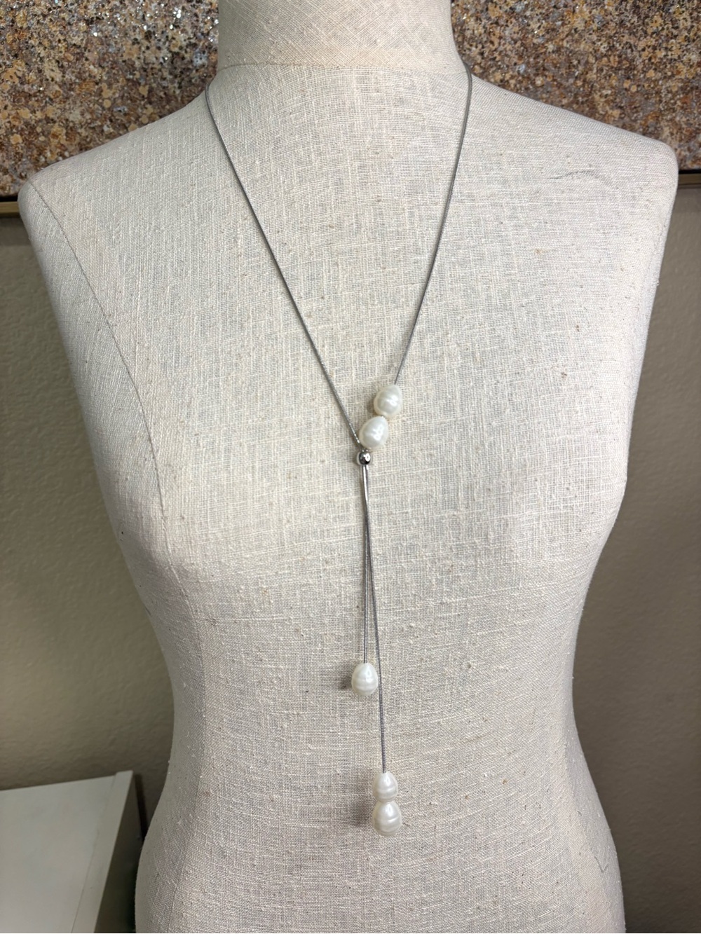 Chico’s Faux Pearl Lariat Y Necklace Silver Tone Snake Chain Adjustable